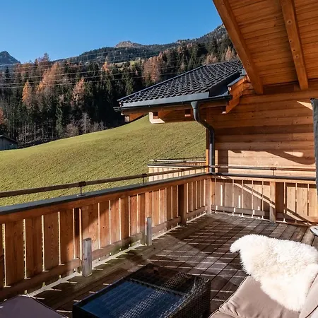 Chalet-appartement Mit Penthouse Flair *